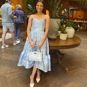 Meet your Posher, Alexandra